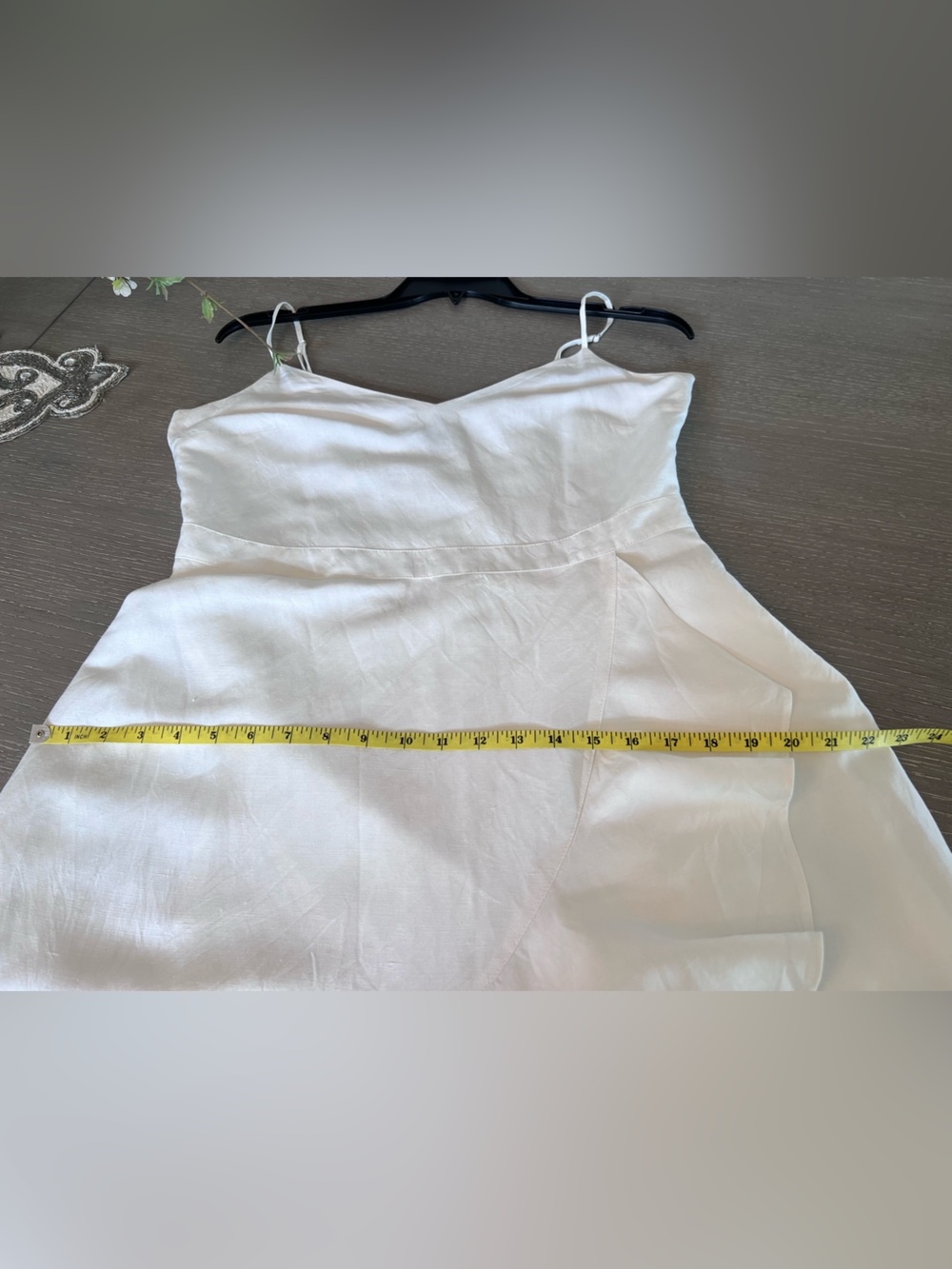 Banana Republic White linen blend Dress with Black Logo Tag - Picture 10 of 15